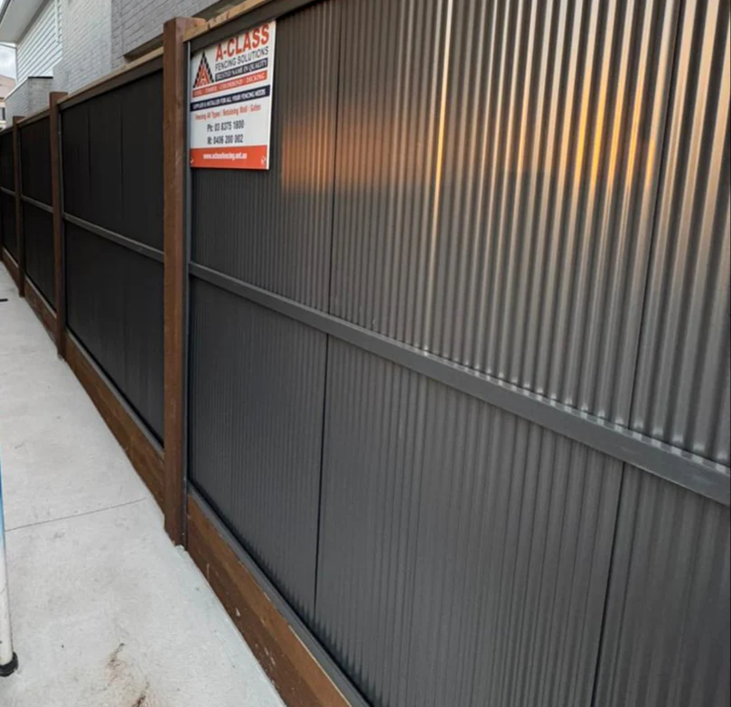 COLORBOND MIDDLE BAR- 40x25x2350mm - Image 3